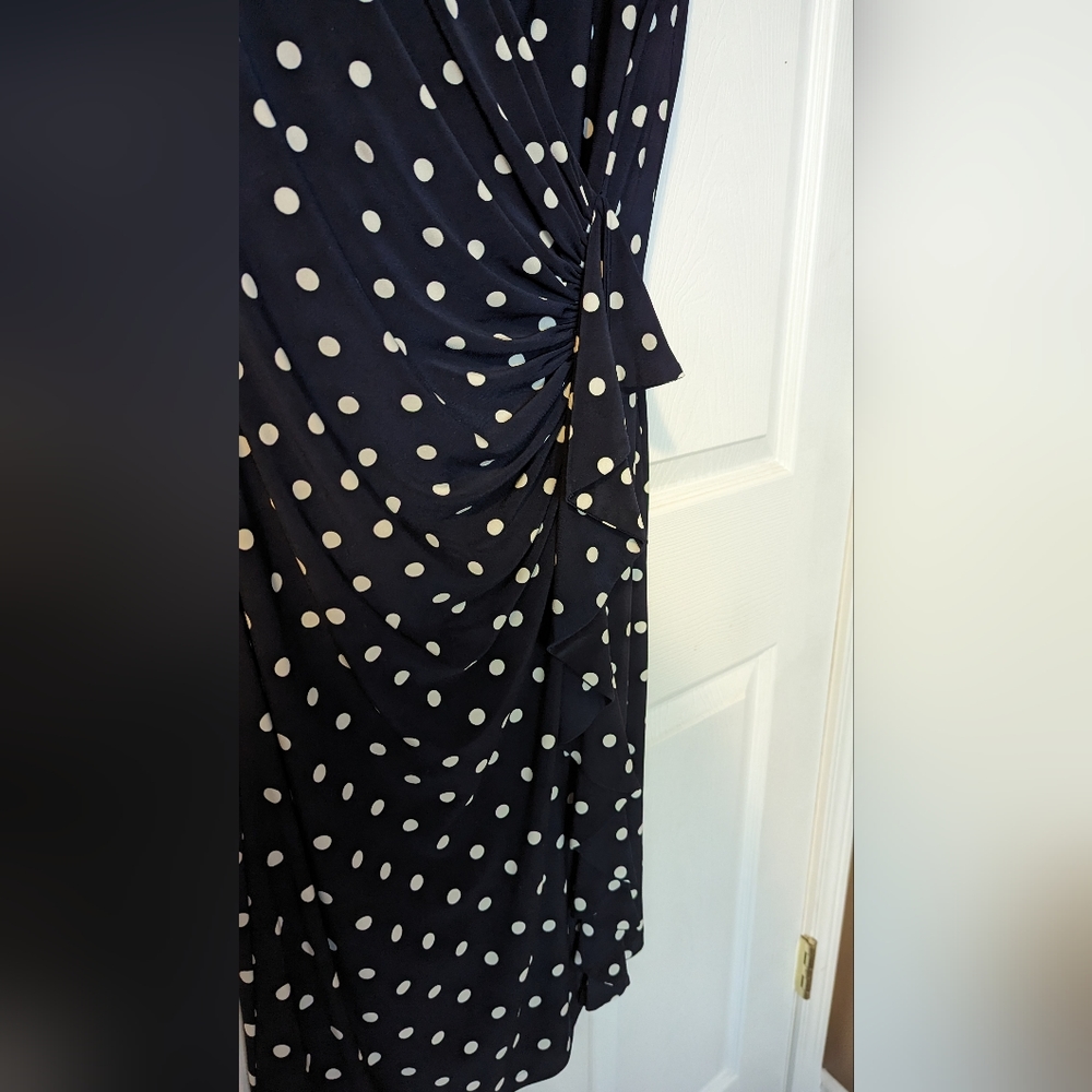 Sleeveless dress with ruching and frill down the front - Picture 2 of 2